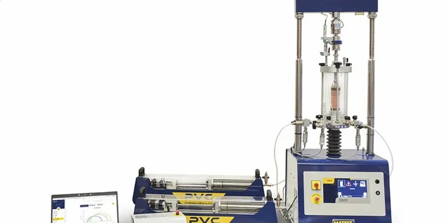 Triaxial Tests in Ottawa: Shear Strength for Foundation Engineering on Glacial Soils